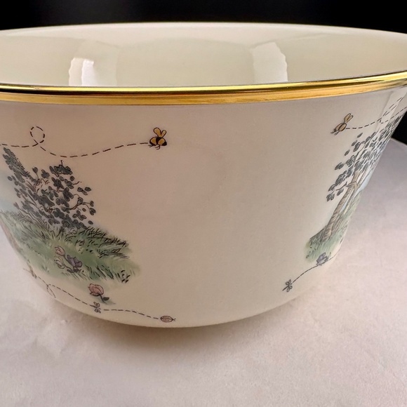 Disney Winnie The Pooh "Balloons of Cheer" Bowl - Ivory China Gold Rim 8.75x4.25 - Picture 11 of 13